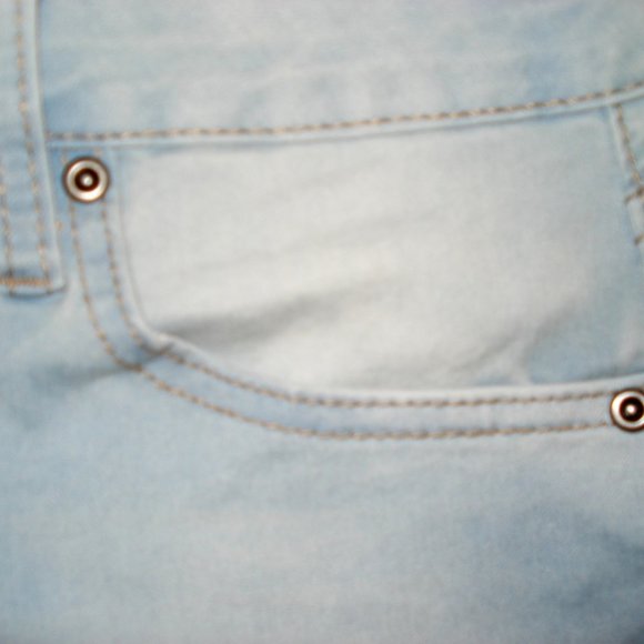 Earl Jeans Washed Blue Stretchy Jeans Size 8 - Picture 4 of 6